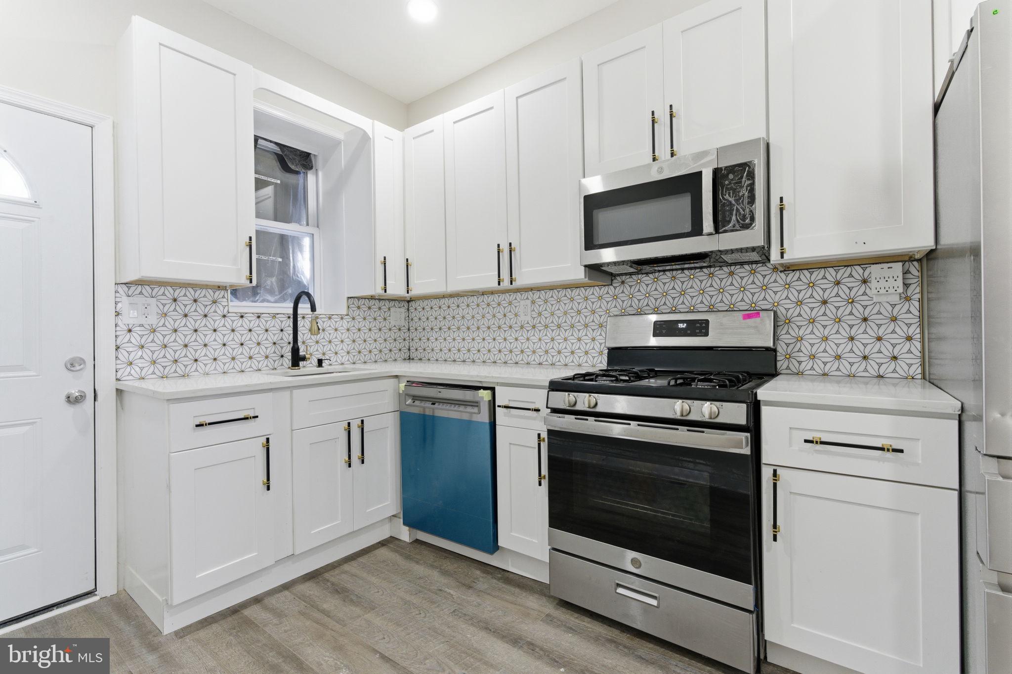 2248 South Darien Street Philadelphia, PA 19148 - Photo 12 of 29