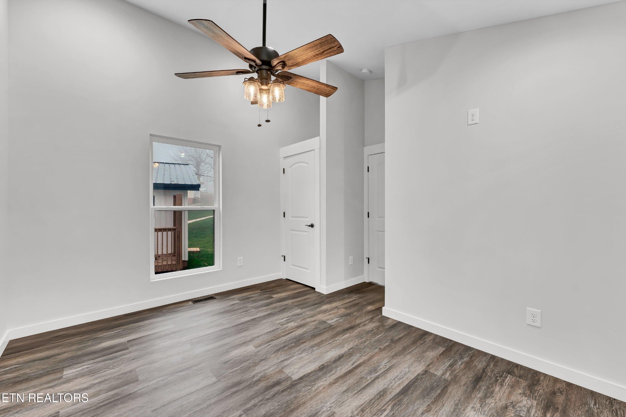 122 Warrior Lane Oak Ridge, TN 37830 - Photo 12 of 16 Gallery Image 12