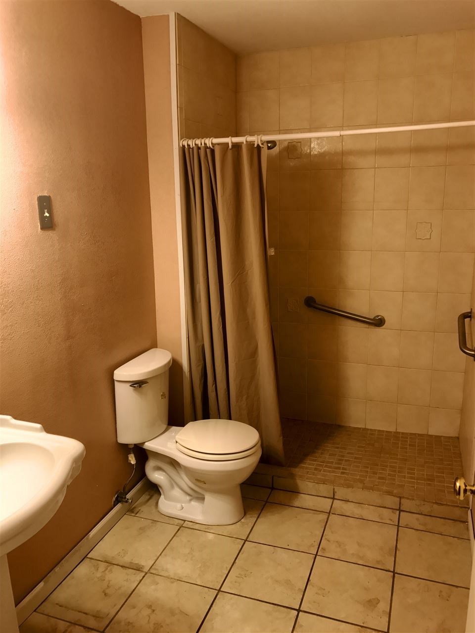 176 Arizona Loop Laredo, TX 78041 - Photo 12 of 20 Gallery Image 12