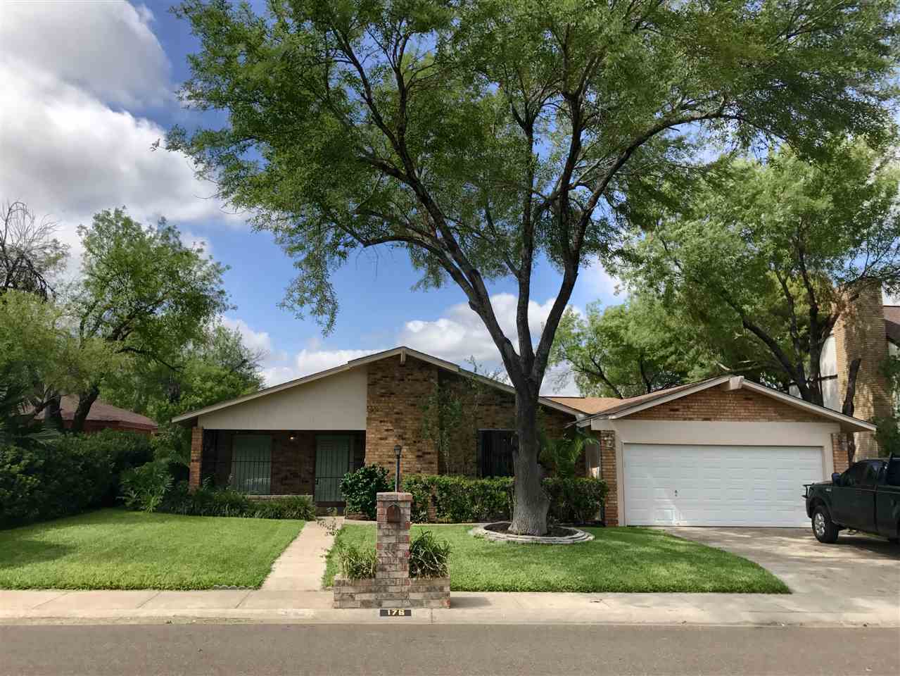 176 Arizona Loop Laredo, TX 78041 - Photo 19 of 20 Gallery Image 19