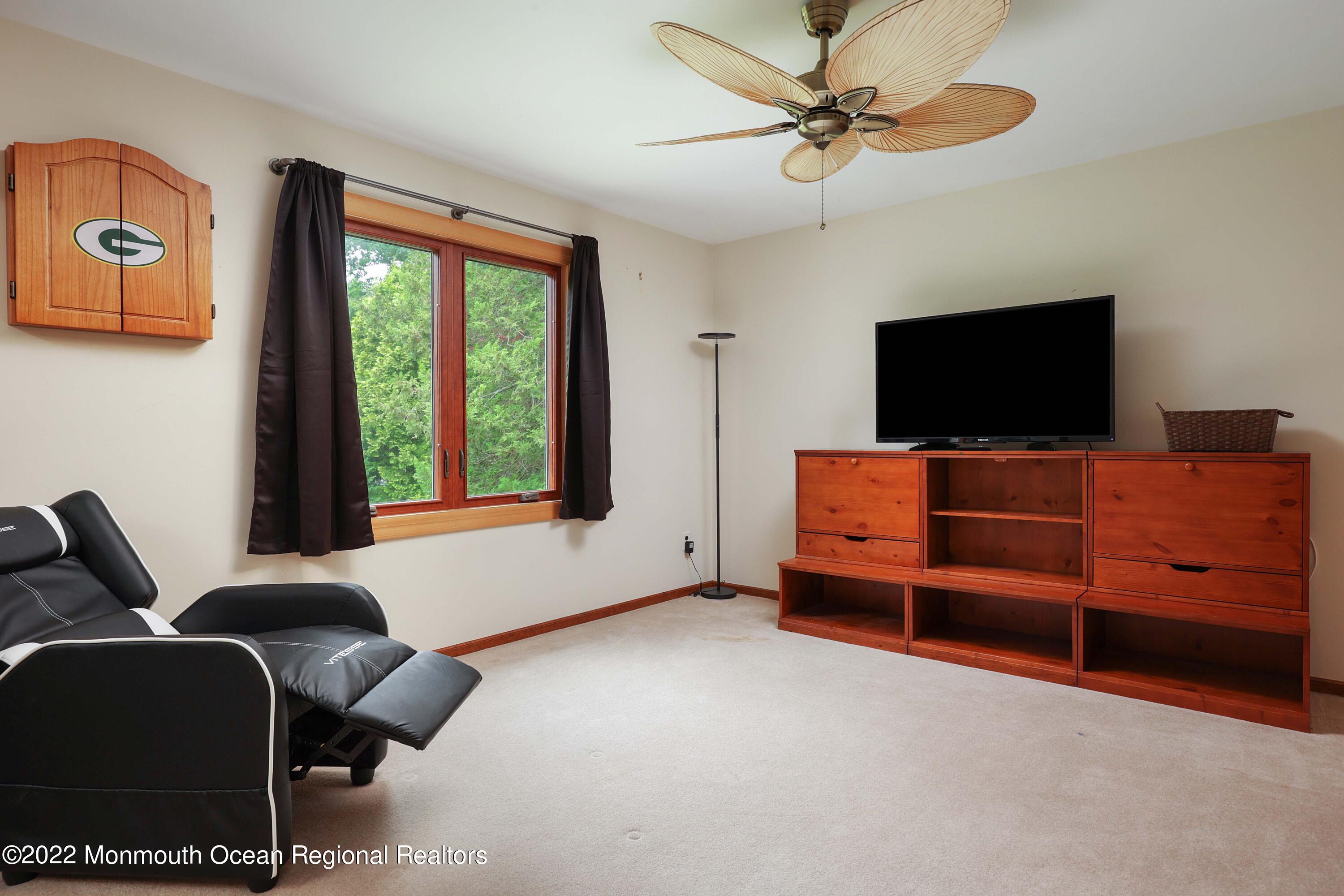 42 Cypress Neck Road Lincroft, NJ 07738 - Photo 28 of 46 758A8403