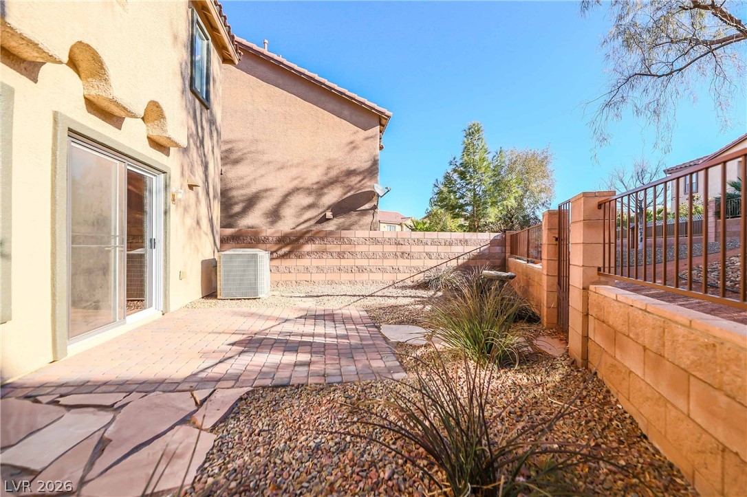 1152 Paradise Home Road Henderson, NV 89002 - Photo 18 of 20