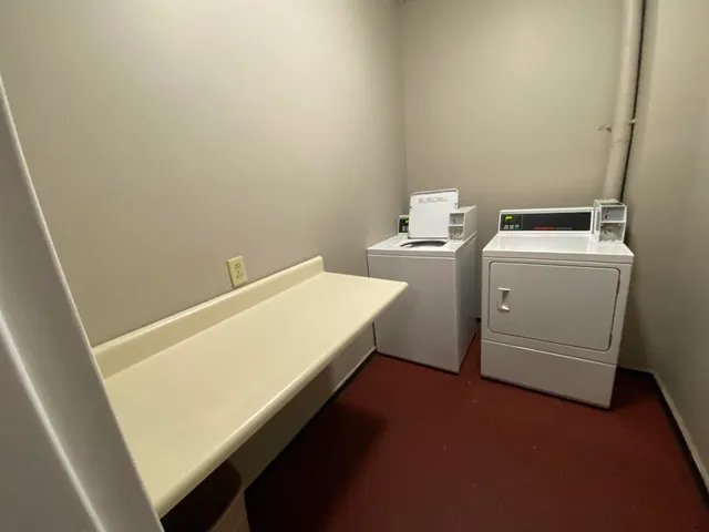 $1,725 | 521 Pine Street, Unit 309, Manchester, NH 03104