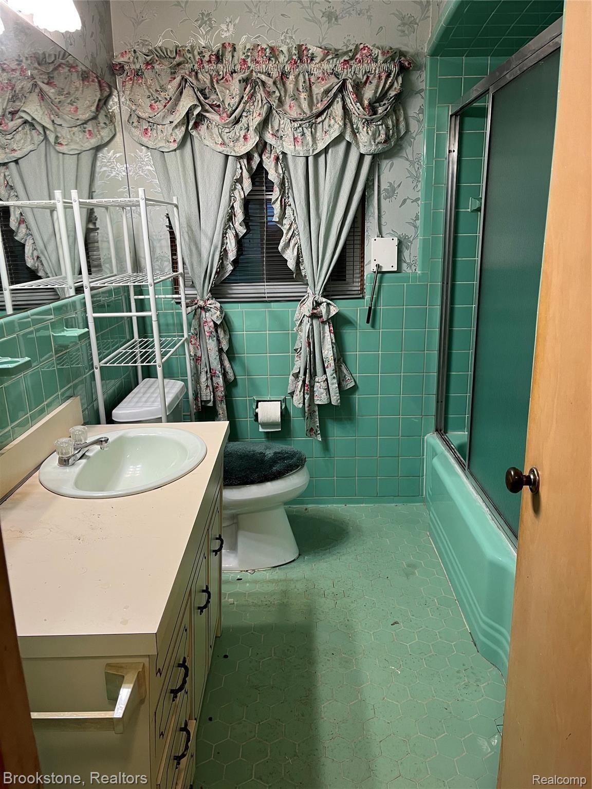 20535 Rutherford Street Detroit, MI 48235 - Photo 20 of 20 FAF2E59E-AB90-4021-A15C-8F0C279CA571.jpeg