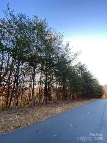 $42,000 | 1420 Windemere Lane, Hickory, NC 28602