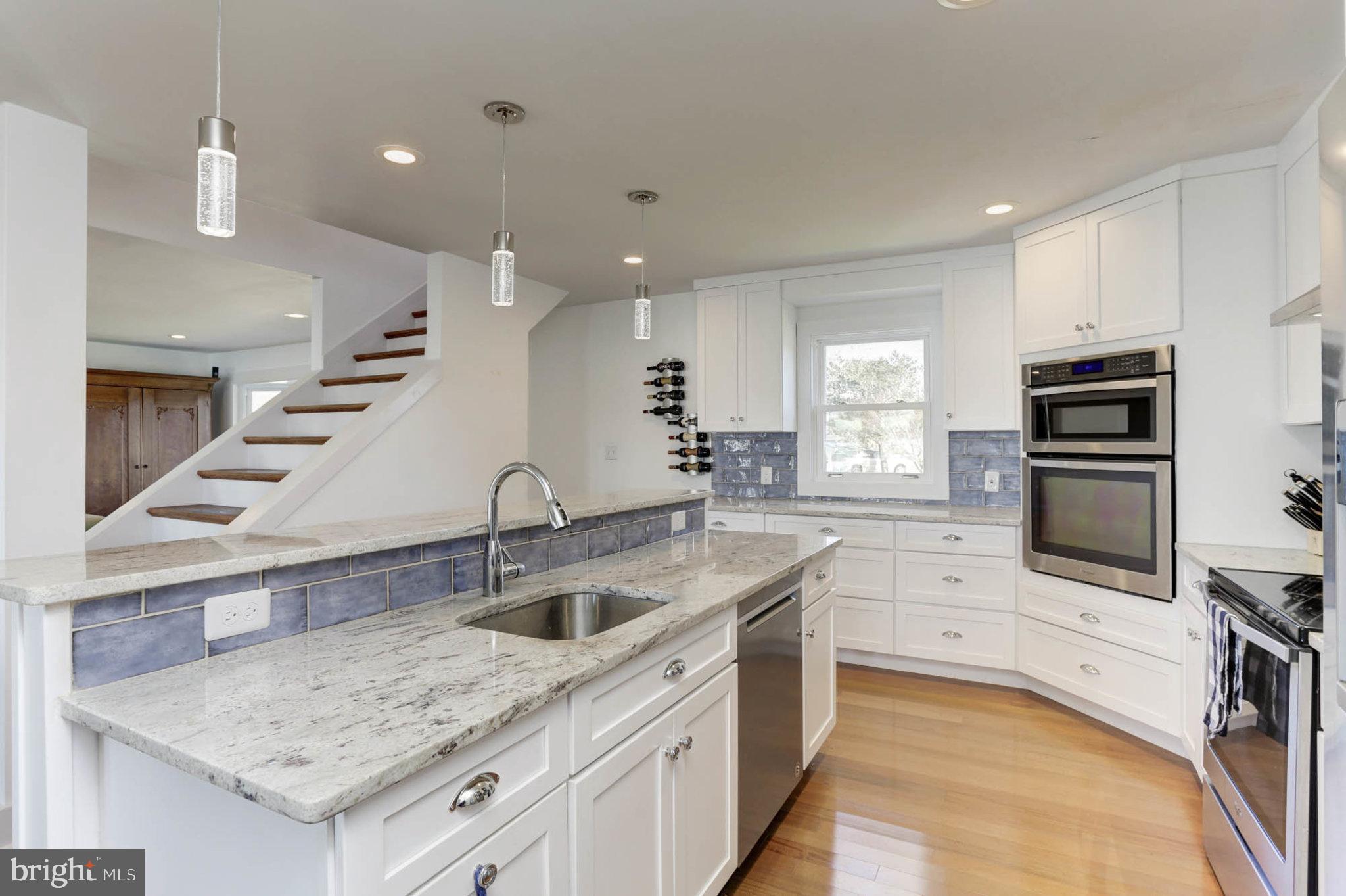 2103 Poplar Ridge Road Pasadena, MD 21122 - Photo 18 of 38 Perfect for entertaining