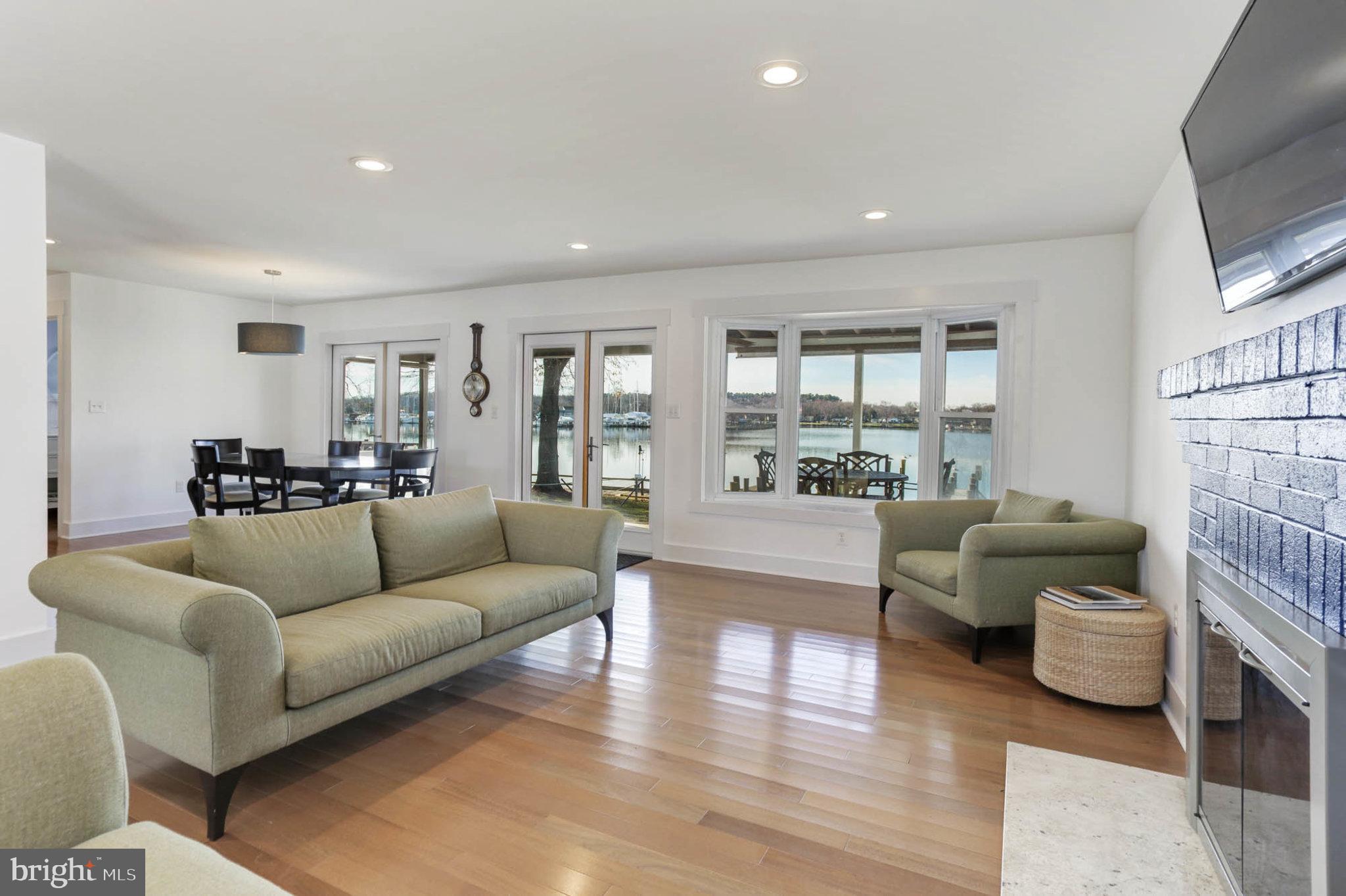 2103 Poplar Ridge Road Pasadena, MD 21122 - Photo 7 of 38 Open, Spacious Bright w/ window lined water views