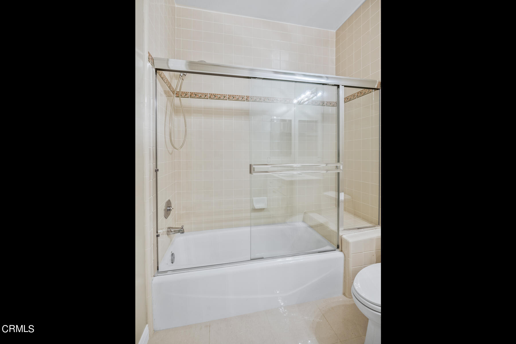 1185 Avenida De Aprisa Camarillo, CA 93010 - Photo 30 of 44 1185 Avenida De Aprisa-030-083-Bathroom-