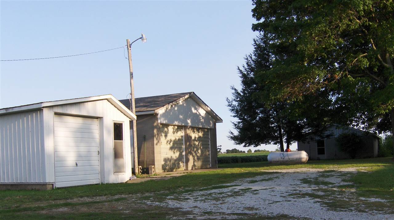 61176 Ash Road Elkhart, IN 46517 - Photo 5 of 20 Gallery Image 5