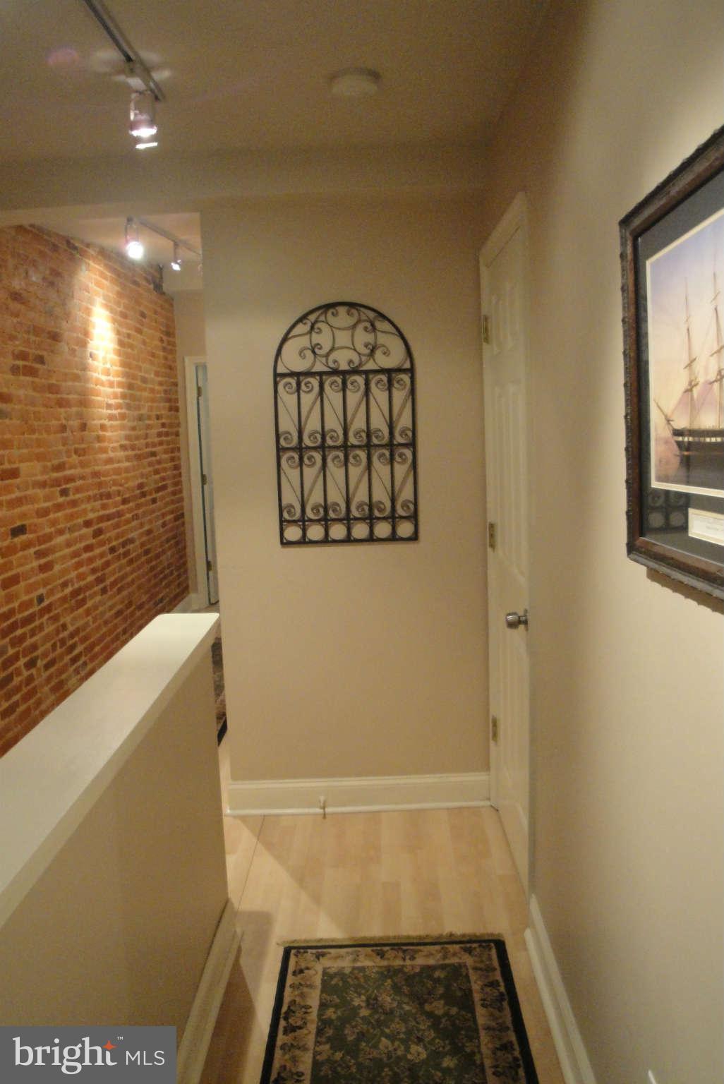 16 South Castle Street Baltimore, MD 21231 - Photo 7 of 22 Interior (General)