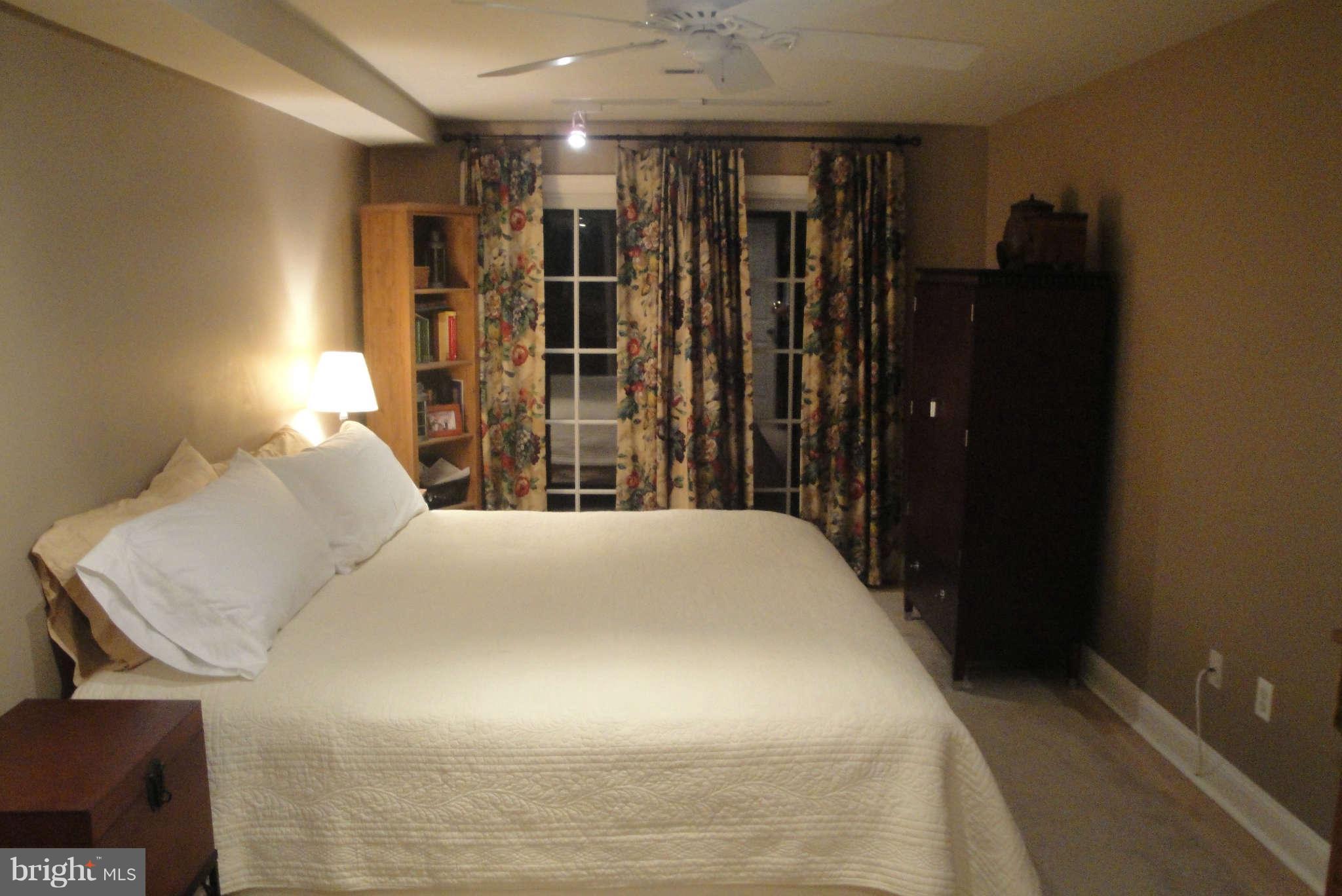 16 South Castle Street Baltimore, MD 21231 - Photo 9 of 22 Bedroom
