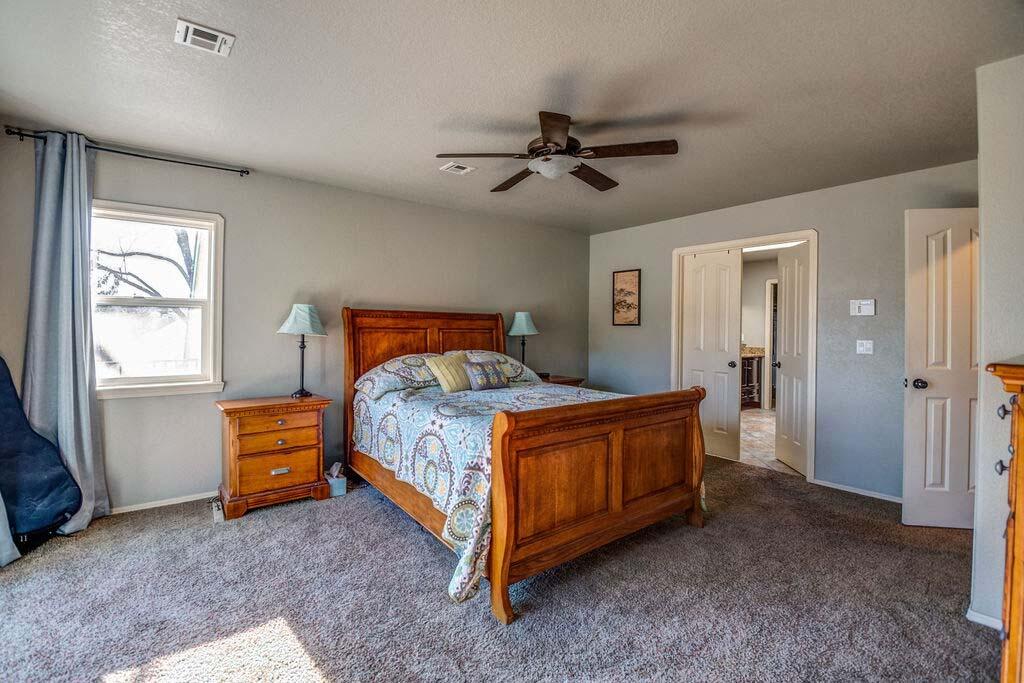 135 Ridgecrest Drive Klamath Falls, OR 97601 - Photo 20 of 39 135ridgecrest-20