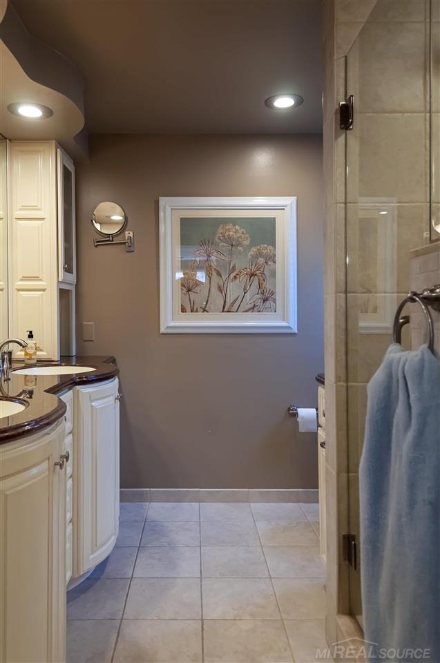 692 Canterbury Road Grosse Pointe Woods, MI 48236 - Photo 36 of 65