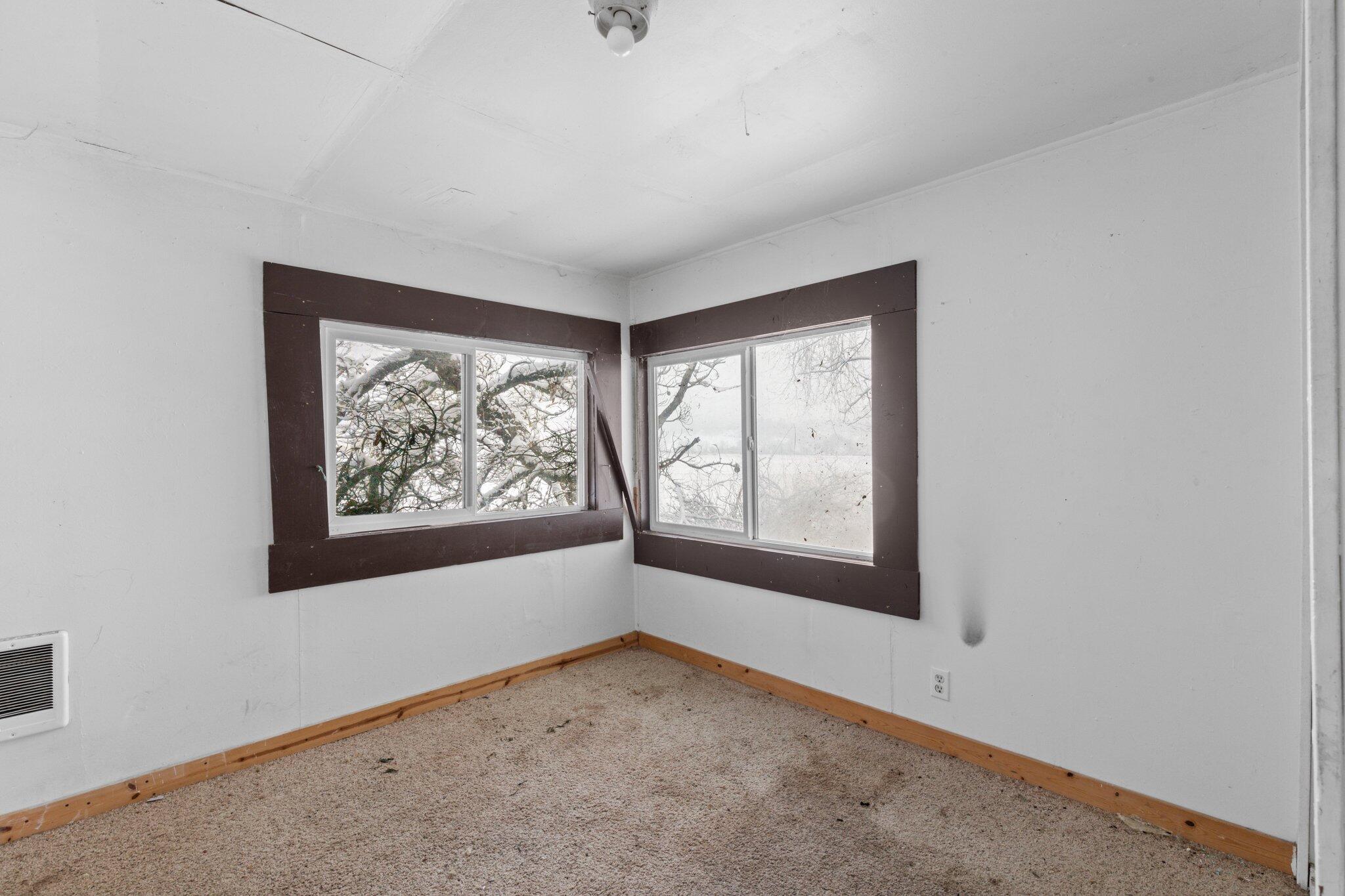 8780 Ramsey Road Gold Hill, OR 97525 - Photo 16 of 28 17-web-or-mls-WCIL0074