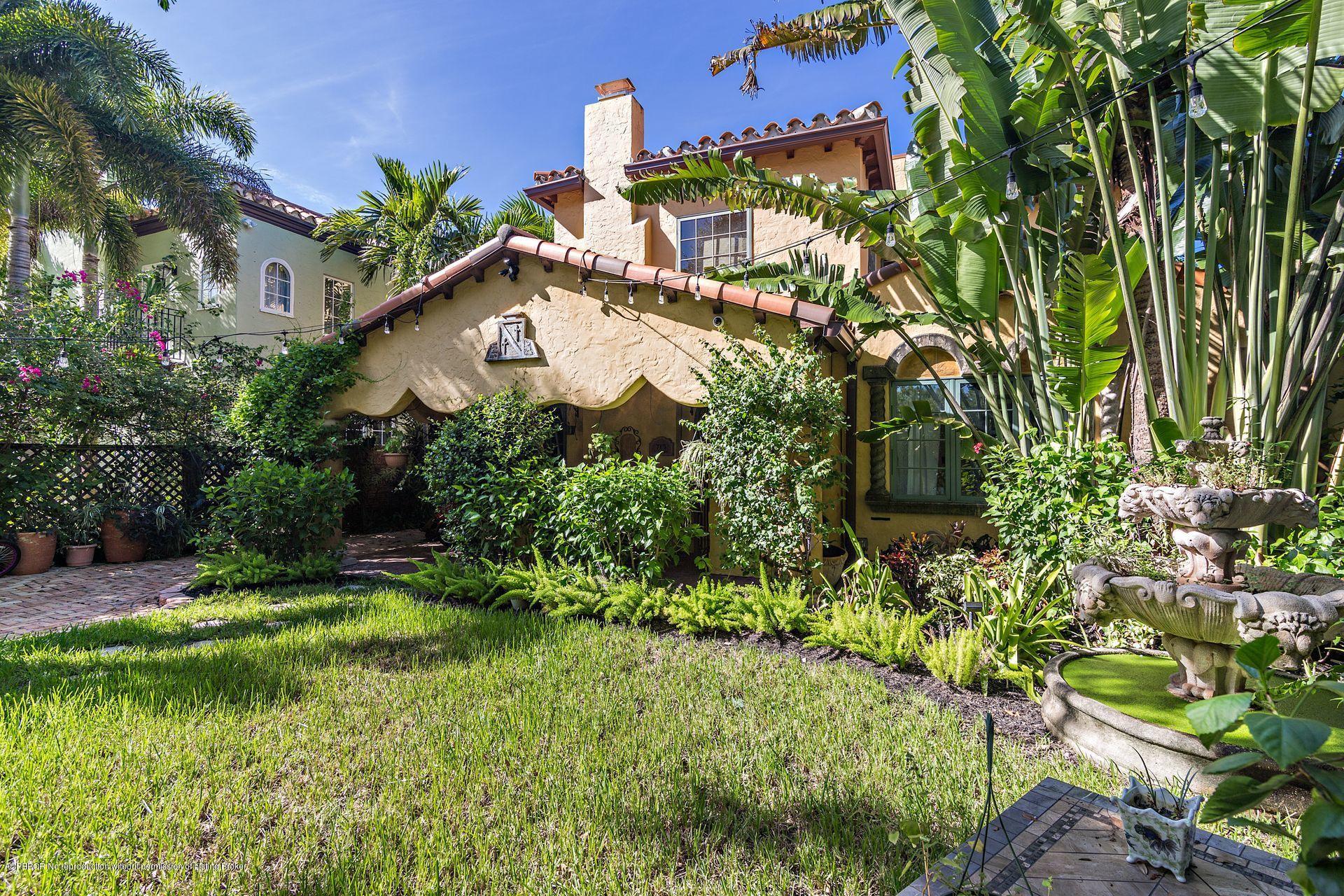 713 Sunset Road West Palm Beach, FL 33401 - Photo 7 of 47 7