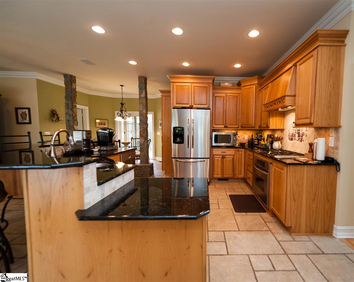 148 Harbor Street Inman, SC 29349 - Photo 7 of 35