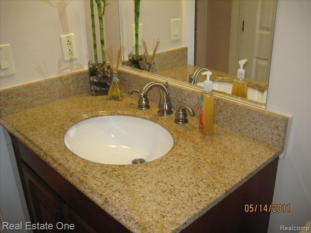 1791 Walnut Ridge Circle Canton, MI 48187 - Photo 9 of 25 Granite Sink/Counter in 1/2 Bath