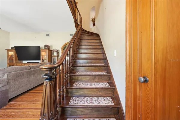 $649,900 | 835 Butch Cassidy Lane, Eustis, FL 32726