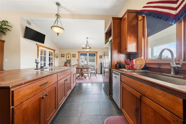 $649,900 | 835 Butch Cassidy Lane, Eustis, FL 32726