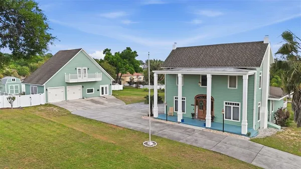 $649,900 | 835 Butch Cassidy Lane, Eustis, FL 32726