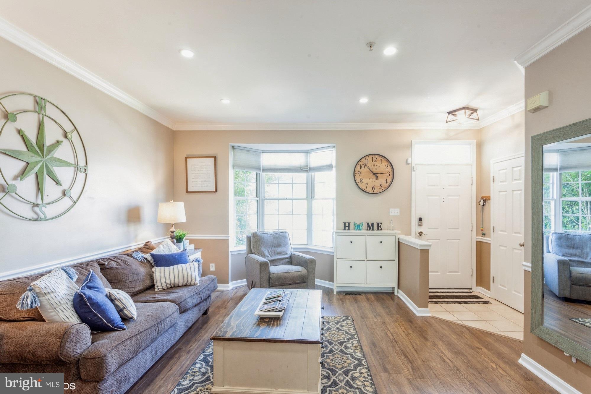 463 Deer Hill Circle Abingdon, MD 21009 - Photo 2 of 40 Living Room
