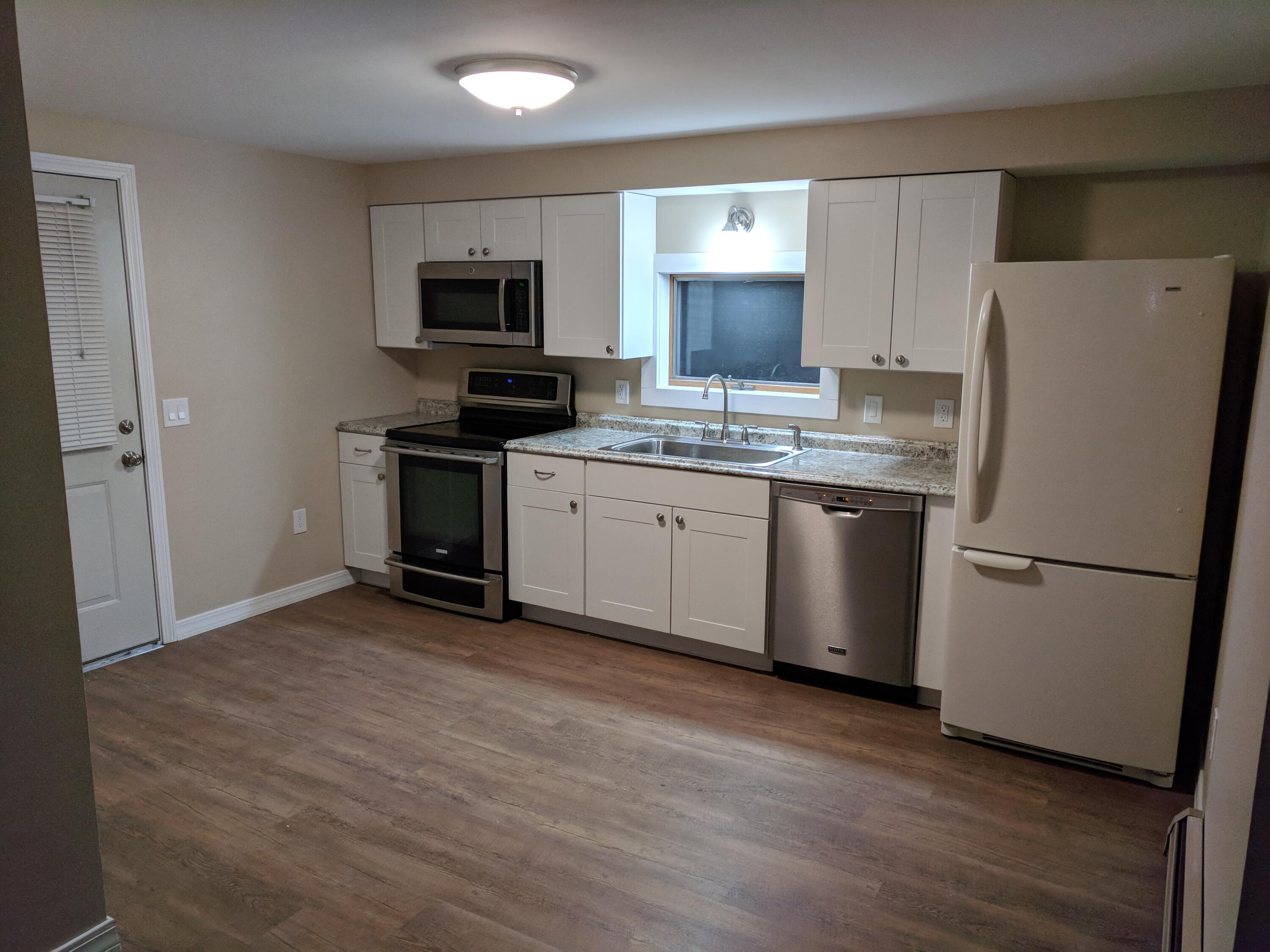 27 Eastern Avenue, Unit 2 Brewer, ME 04412 - Photo 10 of 24 27 Eastern Pic 1