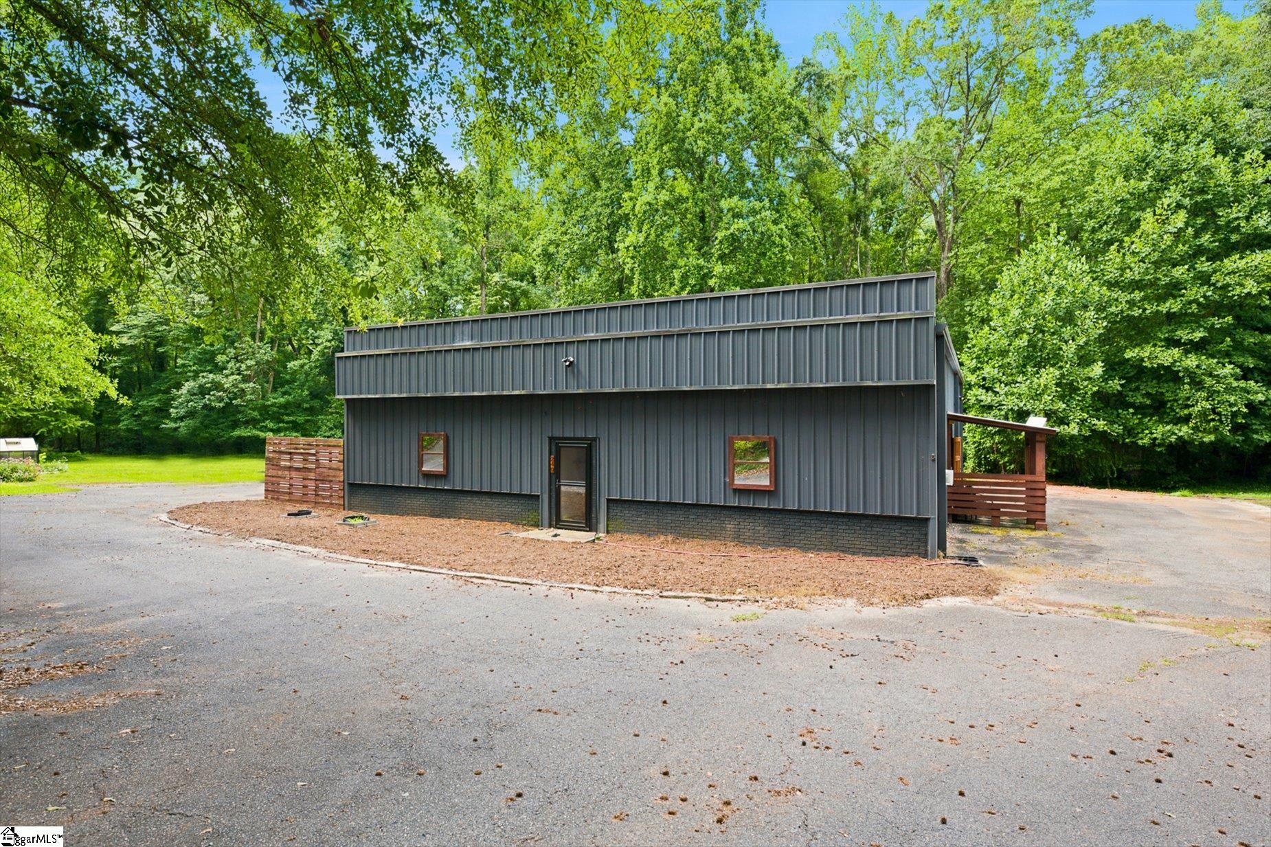 240 Presher Road Anderson, SC 29625 - Photo 2 of 42