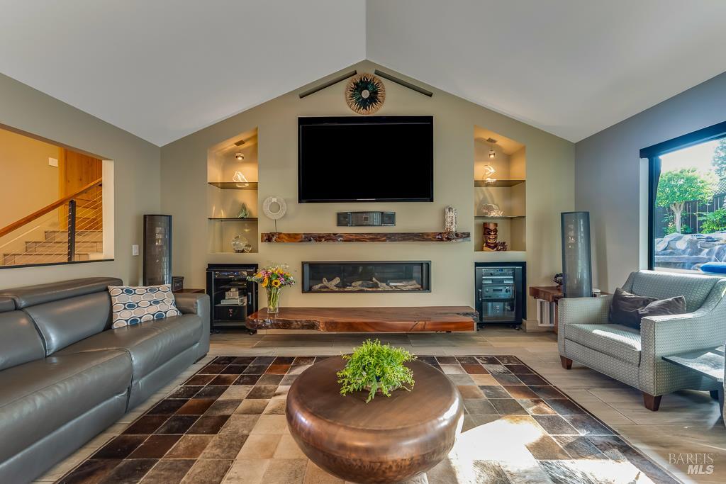 1515 San Ramon Way Santa Rosa, CA 95409 - Photo 16 of 75