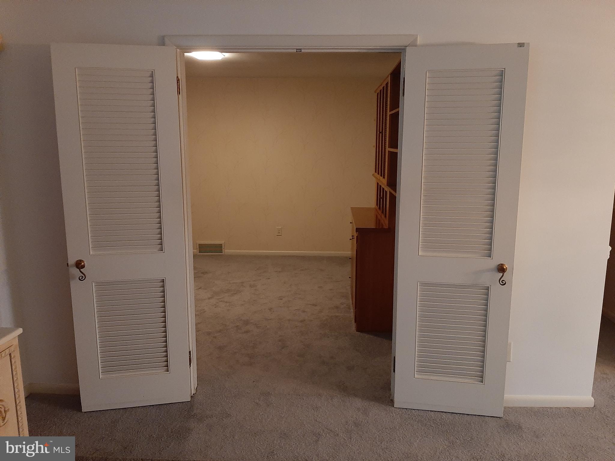 1820 Alsace Road Reading, PA 19604 - Photo 5 of 21 Gallery Image 5