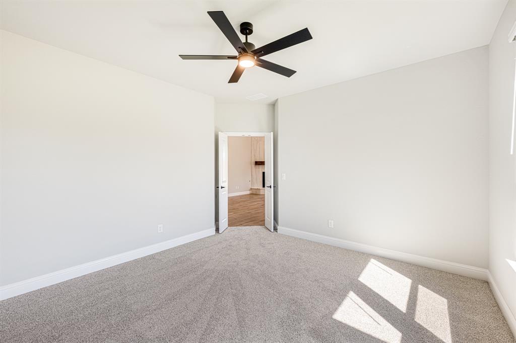 1025 Raptor Road Alvarado, TX 76009 - Photo 15 of 40