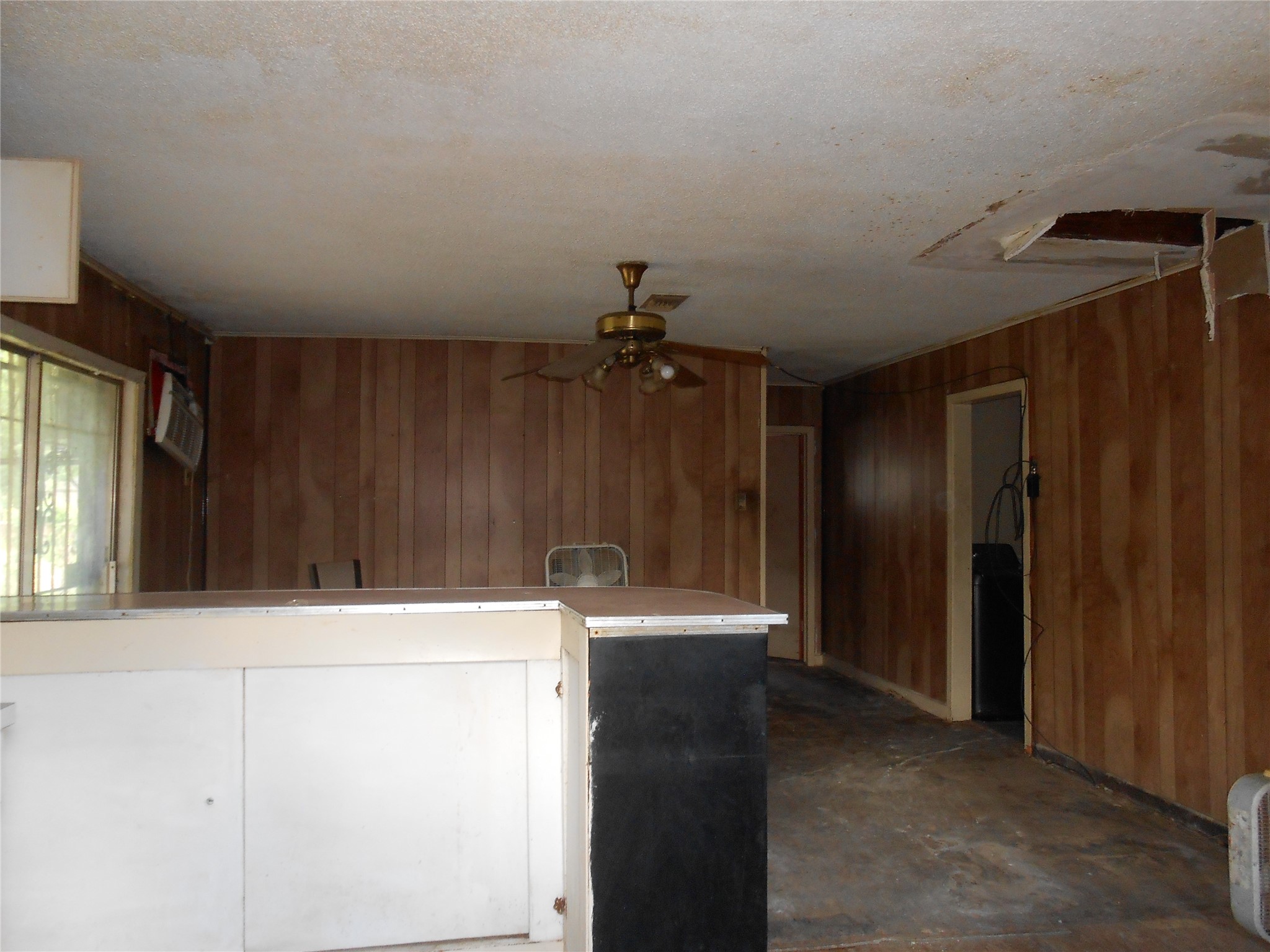 8535 Wiggins Street Houston, TX 77029 - Photo 5 of 22