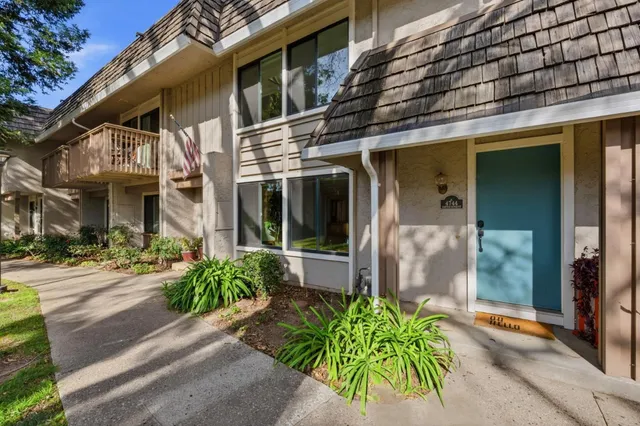 $918,000 | 4744 Canyon River Court, San Jose, CA 95136