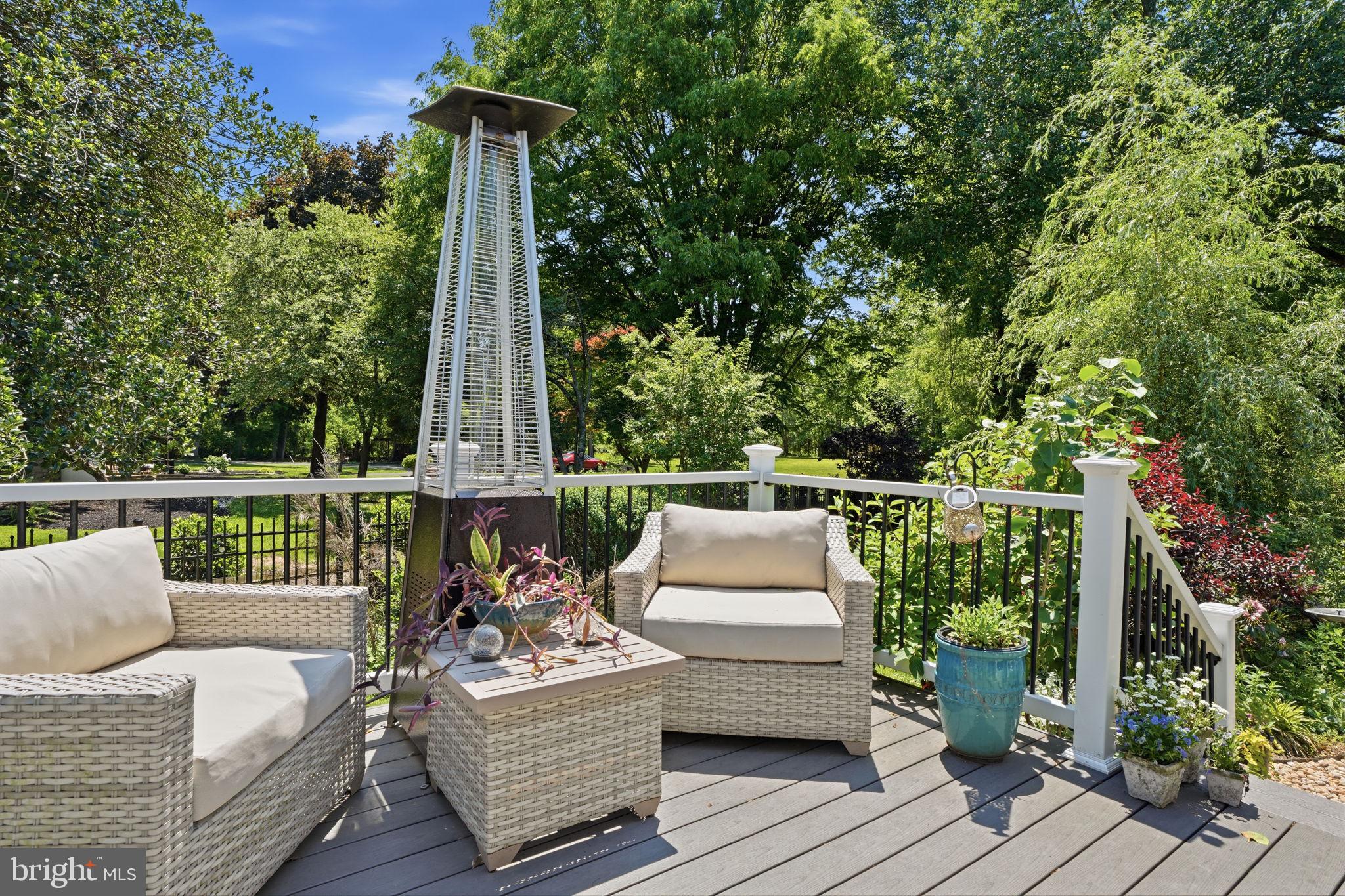 621 River Road Yardley, PA 19067 - Photo 45 of 75 Deck with access to the kitchen