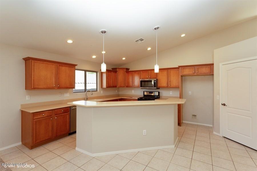 474 South Stone Bench Road Vail, AZ 85641 - Photo 7 of 22 Gallery Image 7