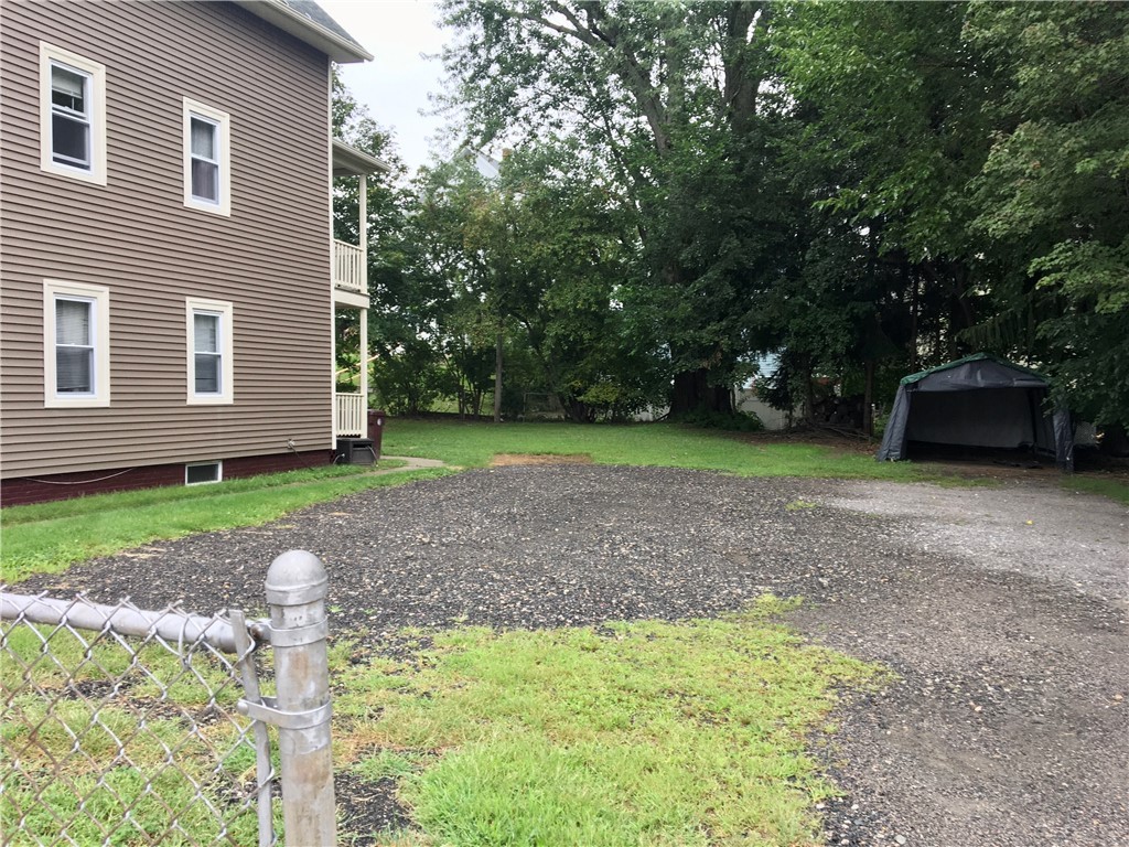 127 Jenckes Street Woonsocket, RI 02895 - Photo 3 of 40