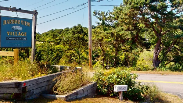 $360,000 | 168 Shore Road, Unit 9, Truro, MA 02666
