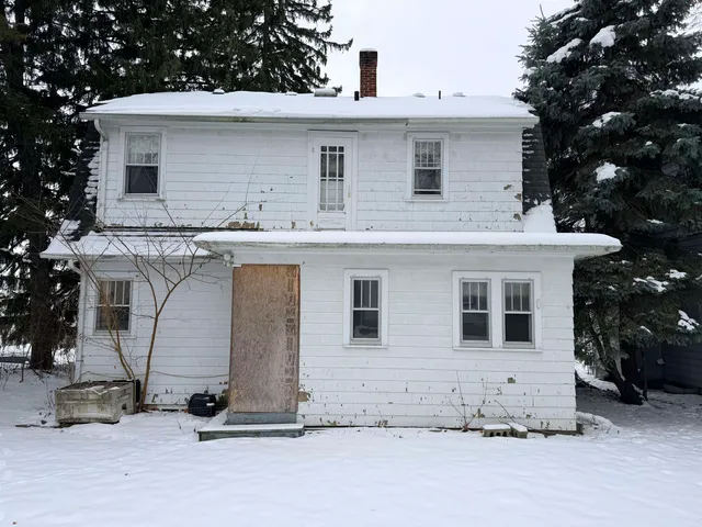 $55,000 | 826 West Chestnut Street, Freeport, IL 61032