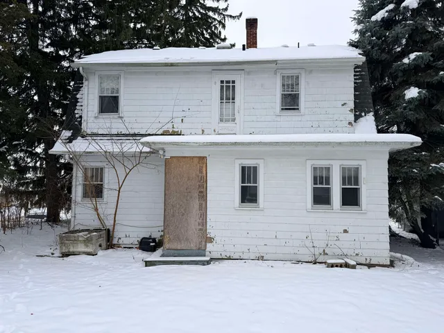 $55,000 | 826 West Chestnut Street, Freeport, IL 61032