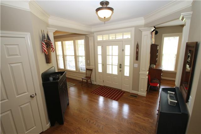 5532 Rathkeale Lane Franklin, TN 37067 - Photo 4 of 20 VIEW OF THE FOYER AND FRONT ENTRY
