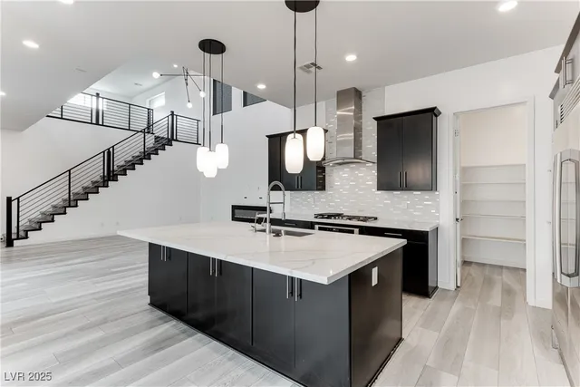 $5,999 | 10312 Kesington Drive, Las Vegas, NV 89135