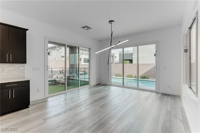 $5,999 | 10312 Kesington Drive, Las Vegas, NV 89135