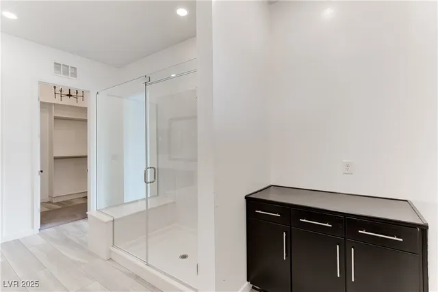 $5,999 | 10312 Kesington Drive, Las Vegas, NV 89135