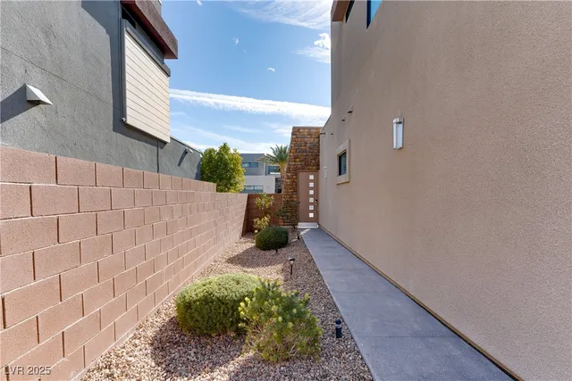 $5,999 | 10312 Kesington Drive, Las Vegas, NV 89135