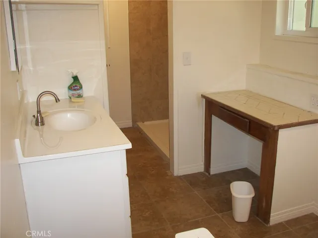 $2,250 | 24798 Bernard Drive, Crestline, CA 92325