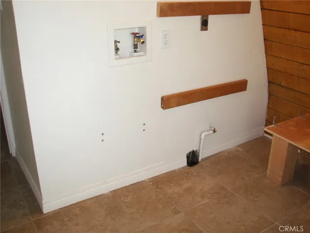 a view of empty room