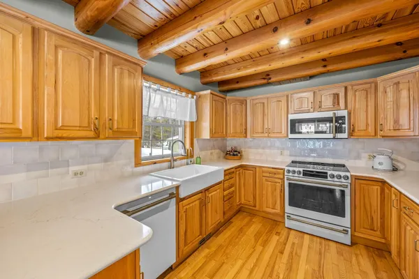 $699,900 | 16211 Pretty Lake Drive, Mecosta, MI 49332