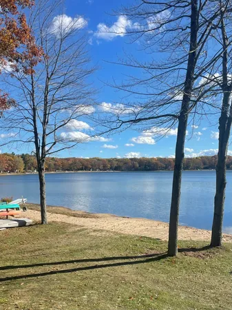 $699,900 | 16211 Pretty Lake Drive, Mecosta, MI 49332