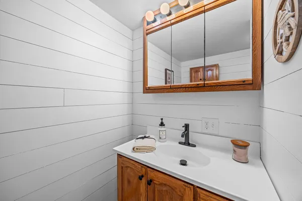 $699,900 | 16211 Pretty Lake Drive, Mecosta, MI 49332