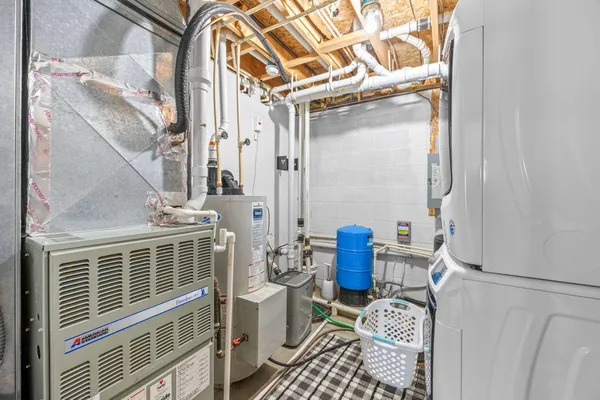 $699,900 | 16211 Pretty Lake Drive, Mecosta, MI 49332