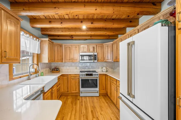 $699,900 | 16211 Pretty Lake Drive, Mecosta, MI 49332